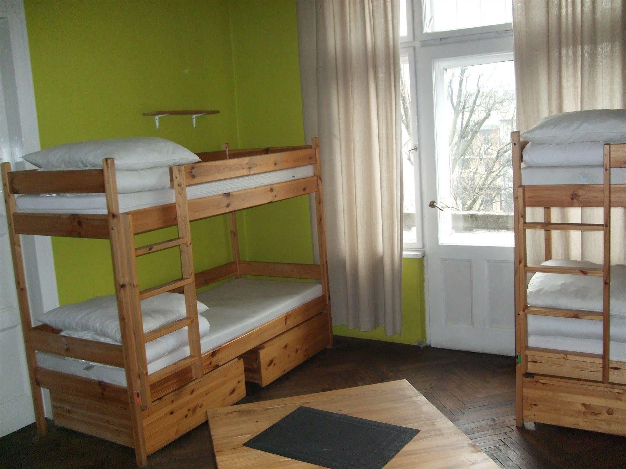 Old Walls Hostel Krakow Exterior photo